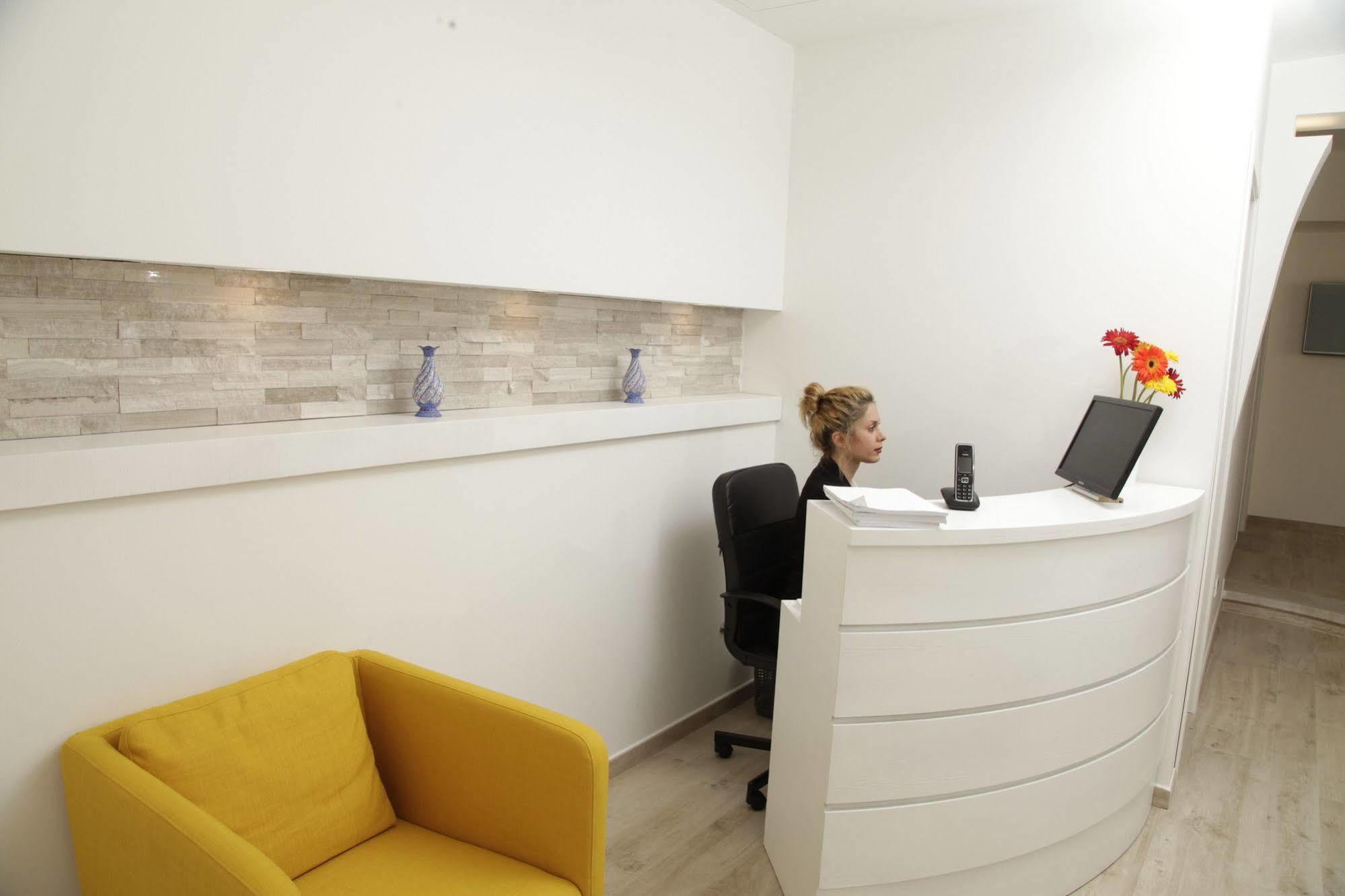Pensionat Maison Maneli 3*